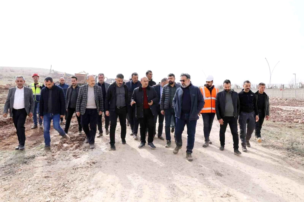 Mardin Valisi Demirtaş, kentteki sağlık yatırımlarını inceledi