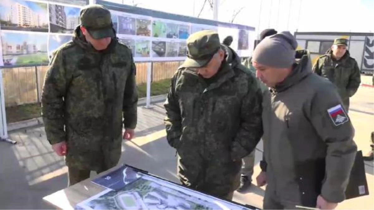 Rusya Savunma Bakanı Şoygu, Mariupol\'u ziyaret etti