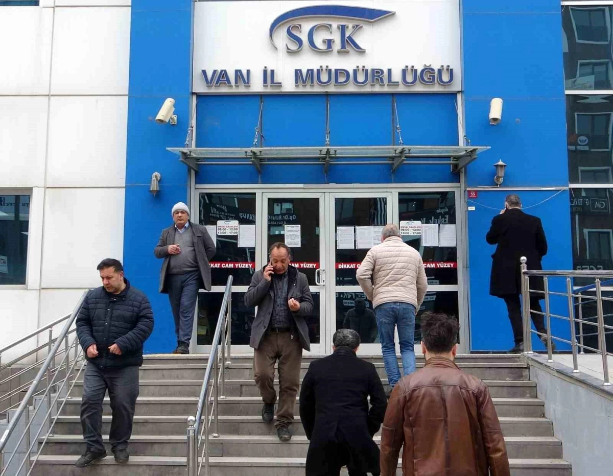 SGK Van İl Müdürlüğünde EYT yoğunluğu başladı