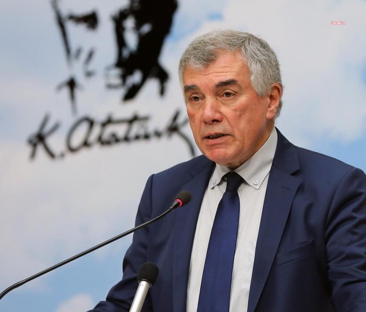 Ünal Çeviköz: Karabağ\'daki Saldırıyı Kınıyor, Hayatını Kaybeden Askerlere Allah\'tan Rahmet Diliyoruz