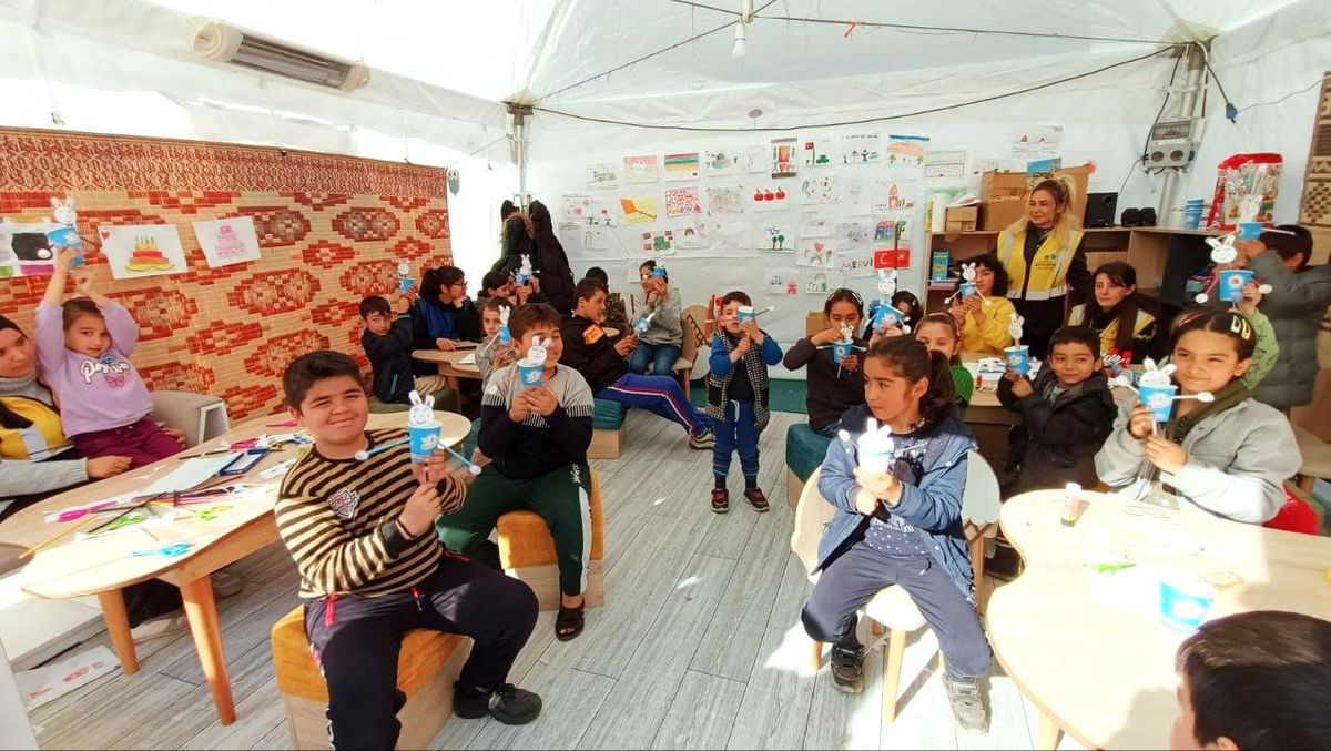 Samsun Büyükşehir Belediyesi depremzede çocuklara 125 bin oyuncak dağıttı