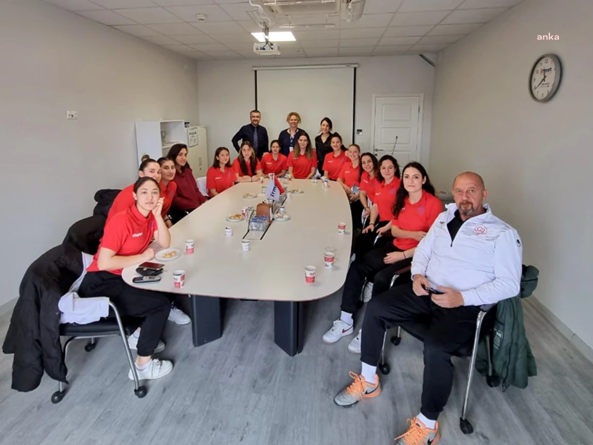 Çerkezköy Kadın Basketbol Takımı\'nın Yeni Sağlık Sponsoru Özel İrmet Hastanesi Oldu