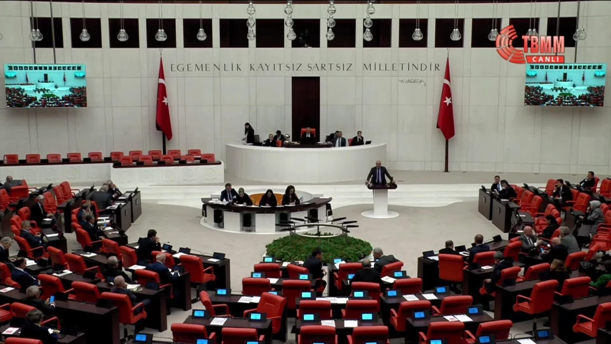 Hdp\'nin "Bursaspor-Amedspor Müsabakasında Yaşanan Olayların Araştırılması" Önerisi AKP ve MHP\'li Milletvekillerinin Oylarıyla Reddedildi