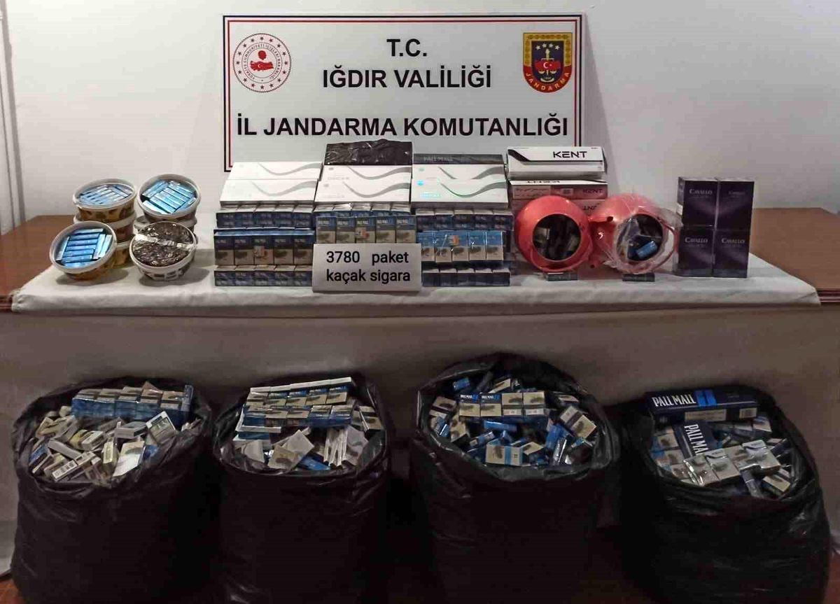 Iğdır\'da sigara ve akaryakıt kaçakçılarına operasyon