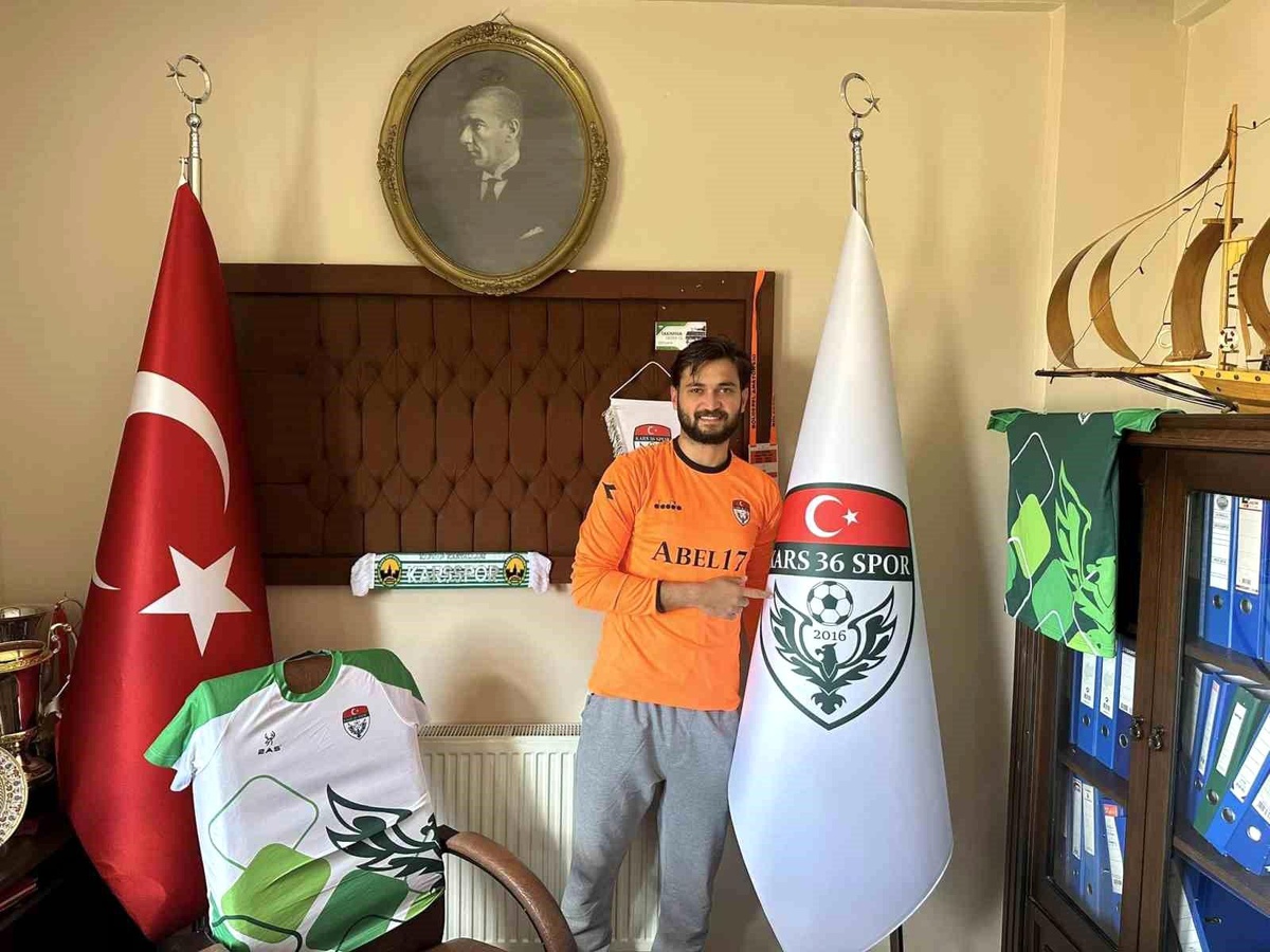 Kars 36 Spor kaleci sorunu çözüldü