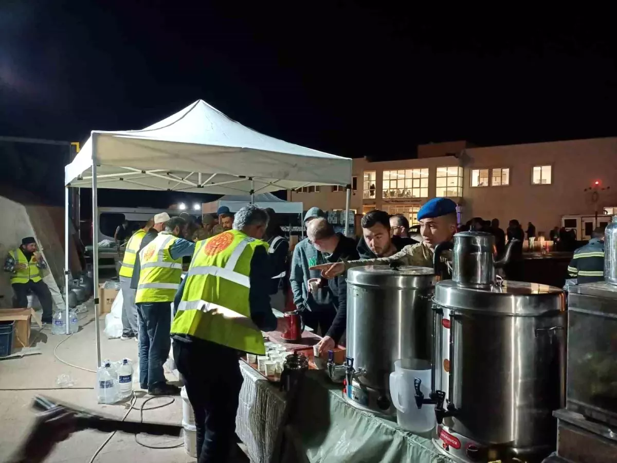 Kocaelili balıkçılardan örnek davranış