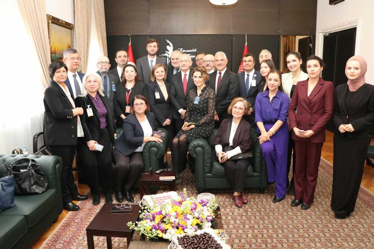 CHP Genel Başkanı Kılıçdaroğlu, Parlamento muhabirleriyle bir araya geldi Açıklaması