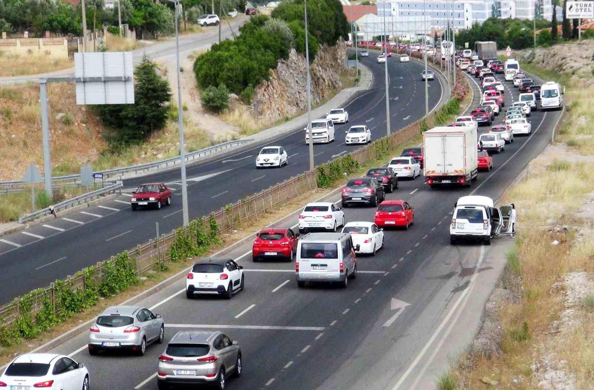 Muğla\'da 2022 yılında trafiğe 3 bin 800 yeni araç kayıt yaptırdı