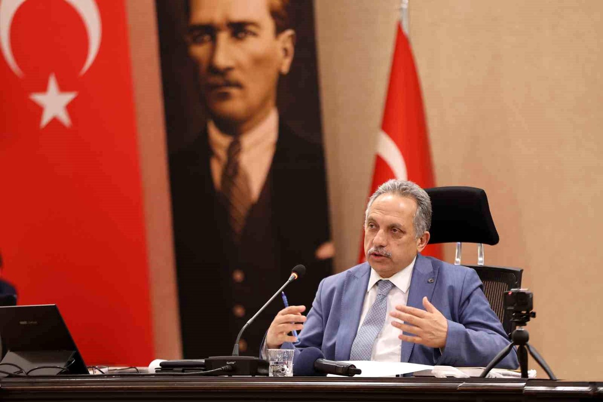 Talas Meclisi\'nde gündem depremzedelere destek
