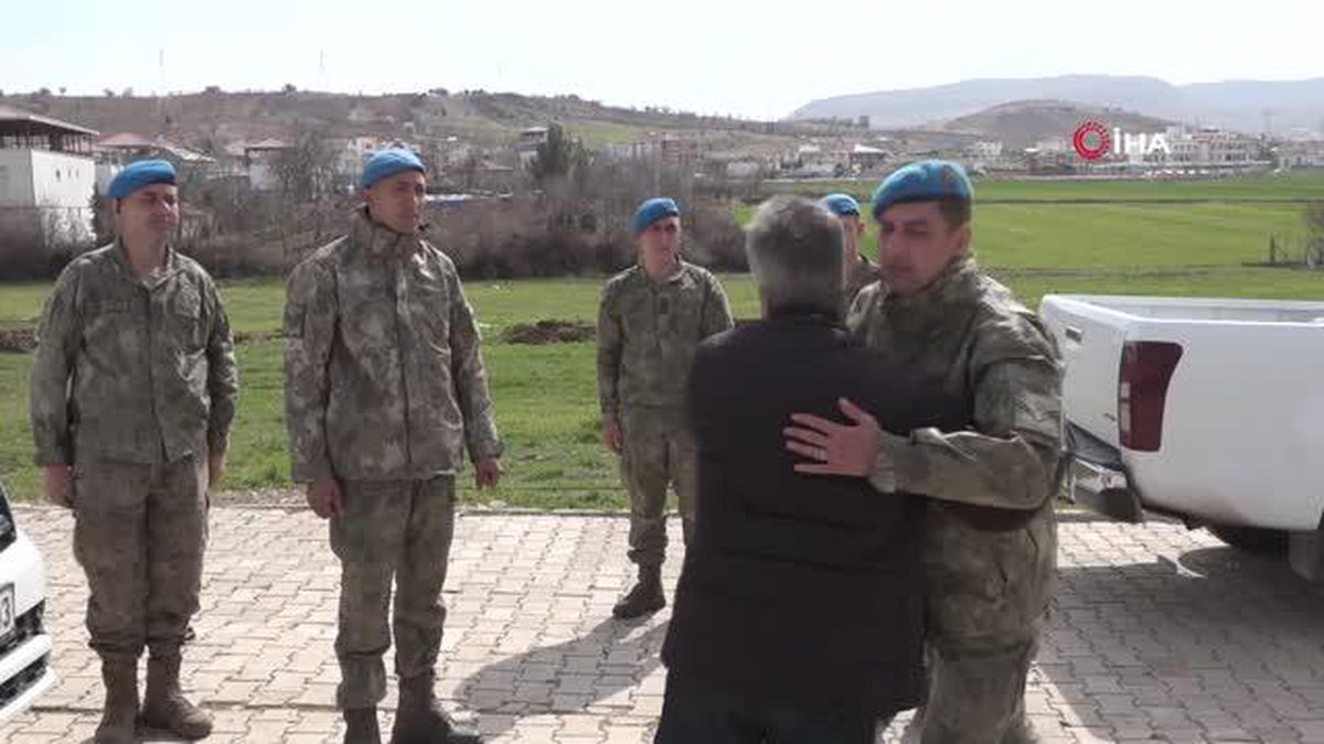 TSK'dan depremzede şehit ailesine ziyaret