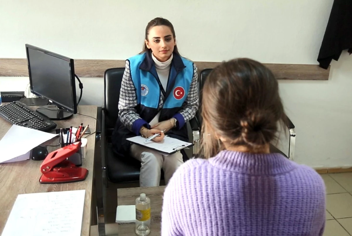 Akdeniz Belediyesi uzman psikologlarından depremzedelere destek