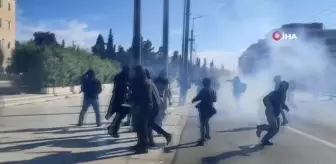 Atina'da 50 bin kişi tren kazasını protesto etti