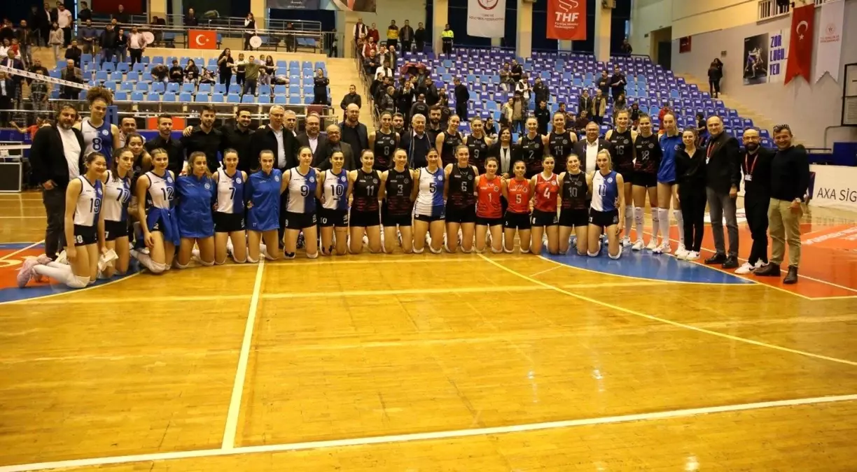 Aydın\'ın Sultanları Sarıyer Belediyespor\'u sahasında farklı yendi