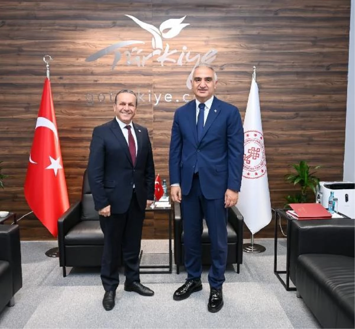 Bakan Ersoy, KKTC Turizm, Kültür ve Çevre Bakanı Ataoğlu ile görüştü
