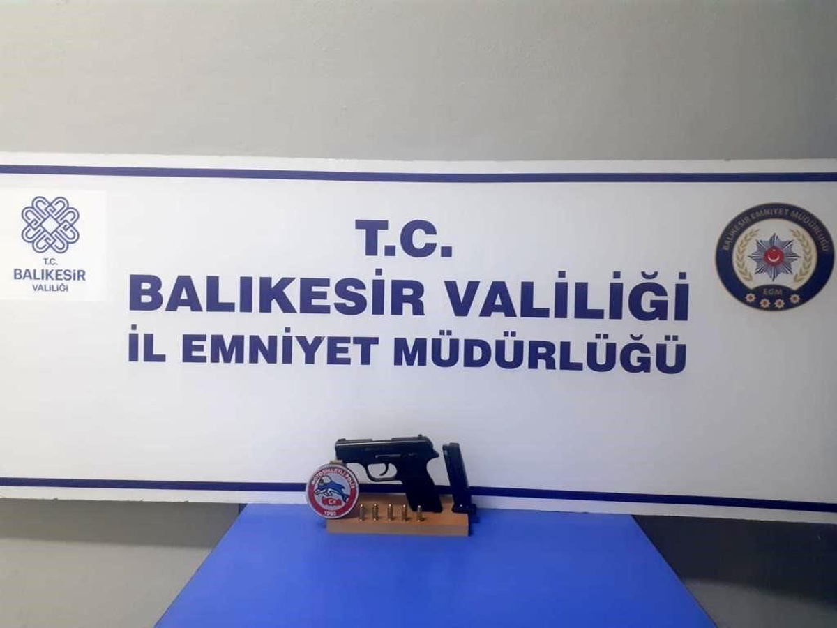 Balıkesir\'de 136 aranan şahıstan 70\'i tutuklandı