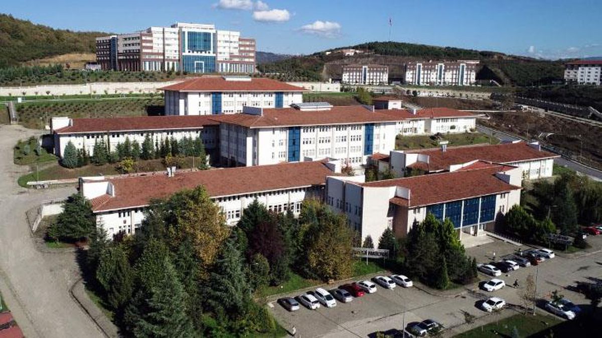 Depremzede öğrencisine 'Sanki atom bombası atıldı' diyen öğretim görevlisi hakkında inceleme başlatıldı