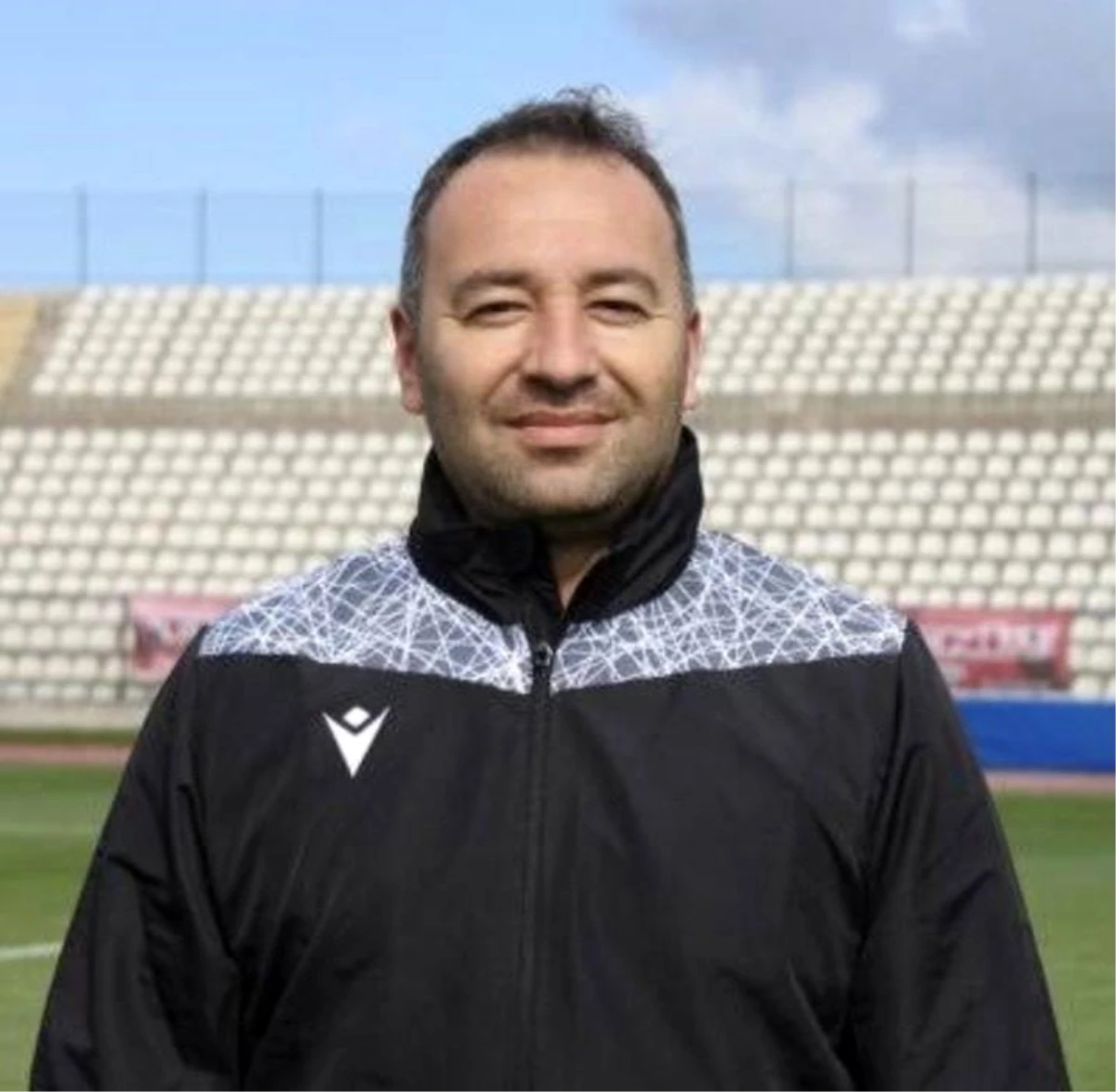 Eskişehirspor\'un yeni antrenörü Ali Onur Cerrah oldu