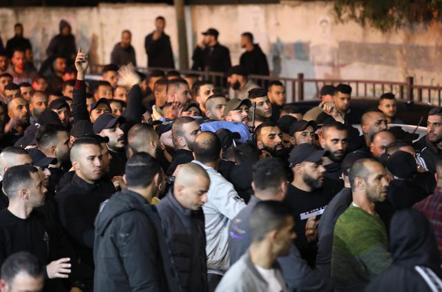 İsrail Güçlerinden Cenin Mülteci Kampı'na Baskın: 6 Ölü