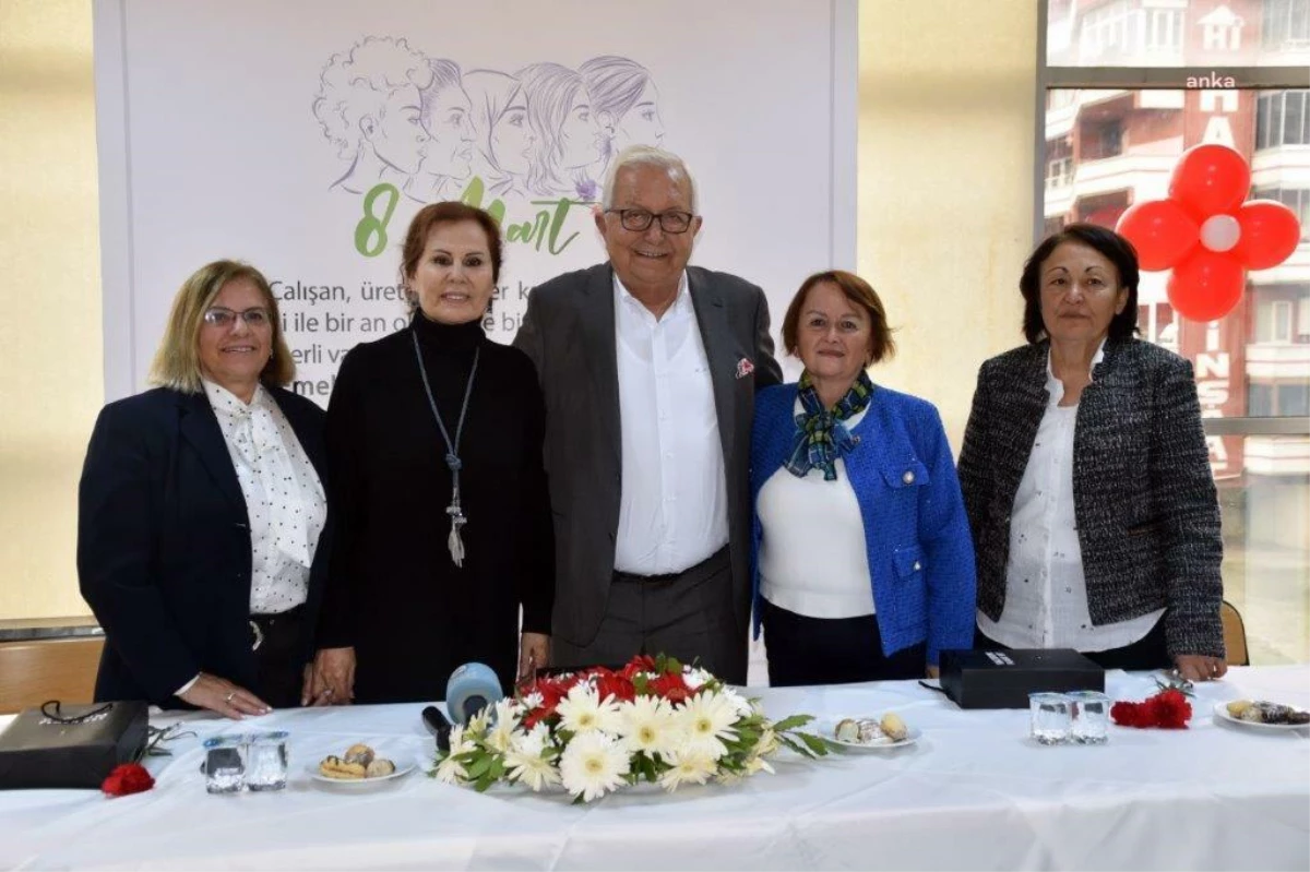 Kdz. Ereğli Belediye Başkanı Posbıyık, Kadın Personel ve Kadın Gazetecilerin Günü\'nü Kutladı