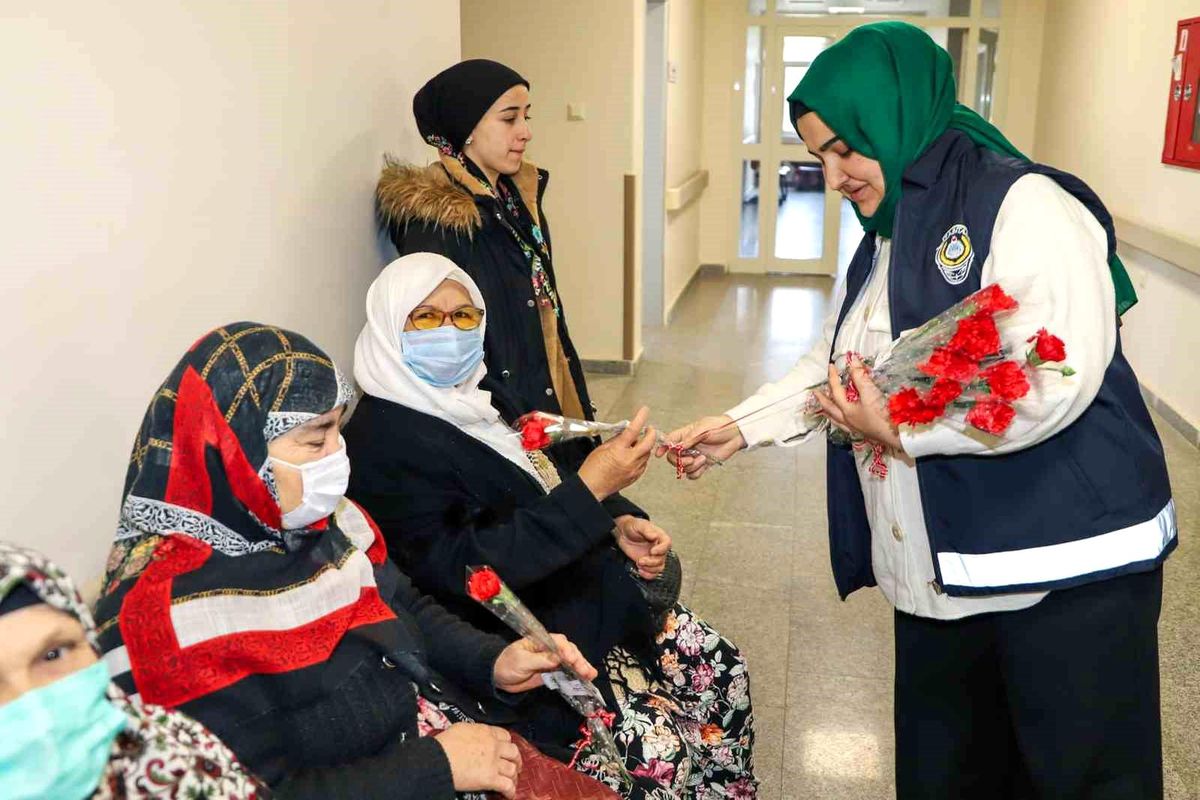 Köşk Belediyesi, kadınları unutmadı