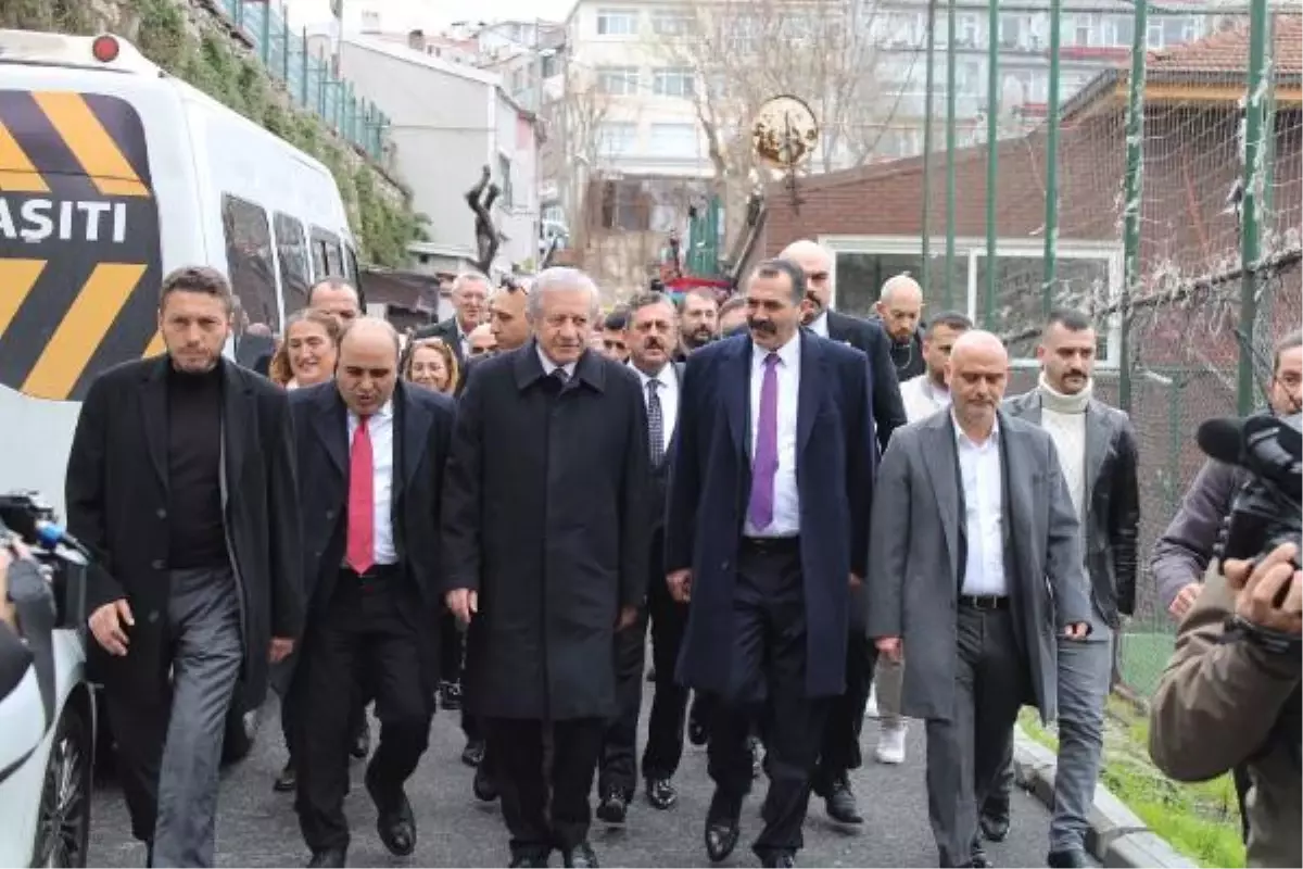 MHP\'Lİ ADAN: TRİBÜNLERİ SİYASİ PLANLARINA ALET ETMEYE ÇALIŞAN KİRLİ ZİHİNLER DEVREYE GİRMİŞTİR