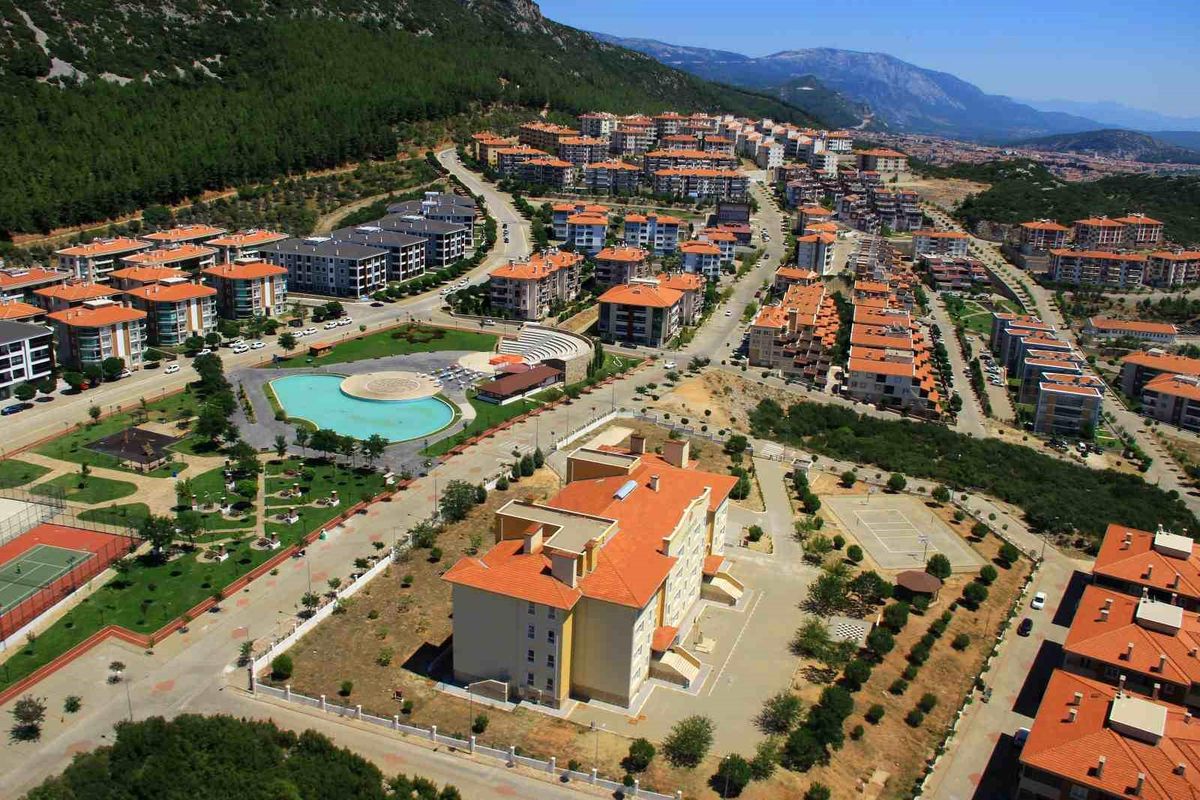 Muğla\'da Ocak 2023\'de Bin 366 konut satıldı