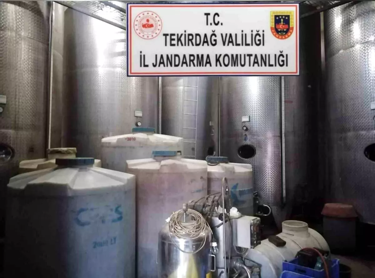 Şarköy\'de 52 ton kaçak içki ele geçirildi