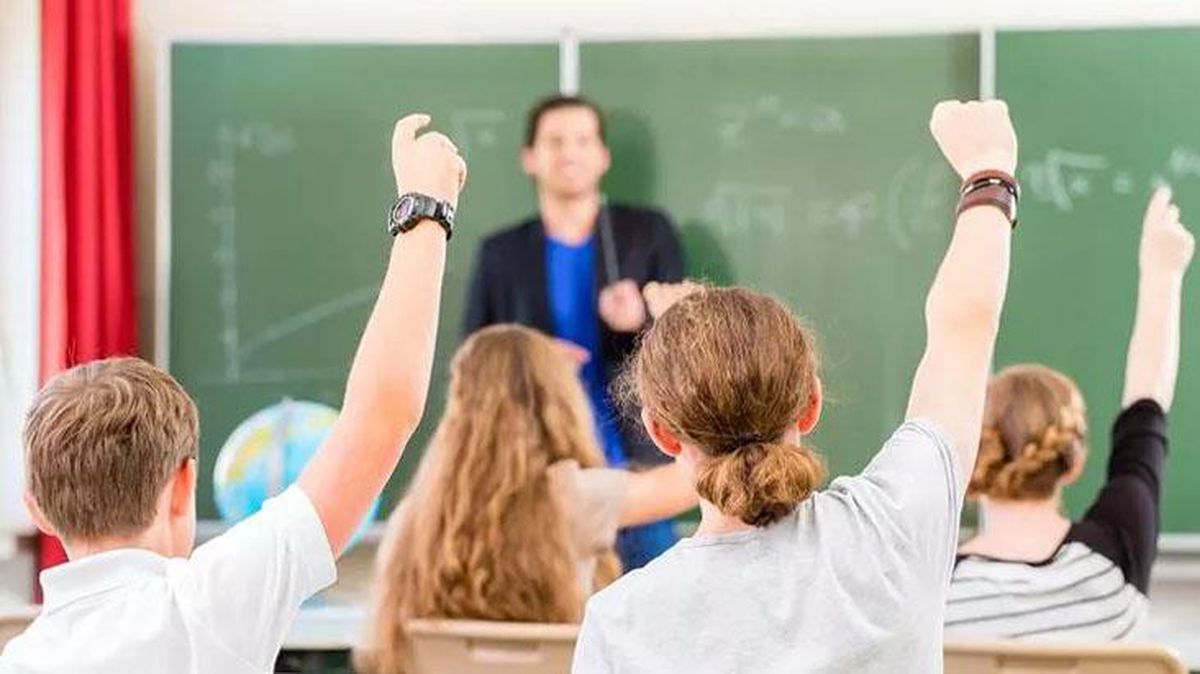 Son Dakika: Deprem sonrası öğretmenleri ilgilendiren yeni karar! Zorunlu çalışma yükümlülükleri 1 yıl ertelendi