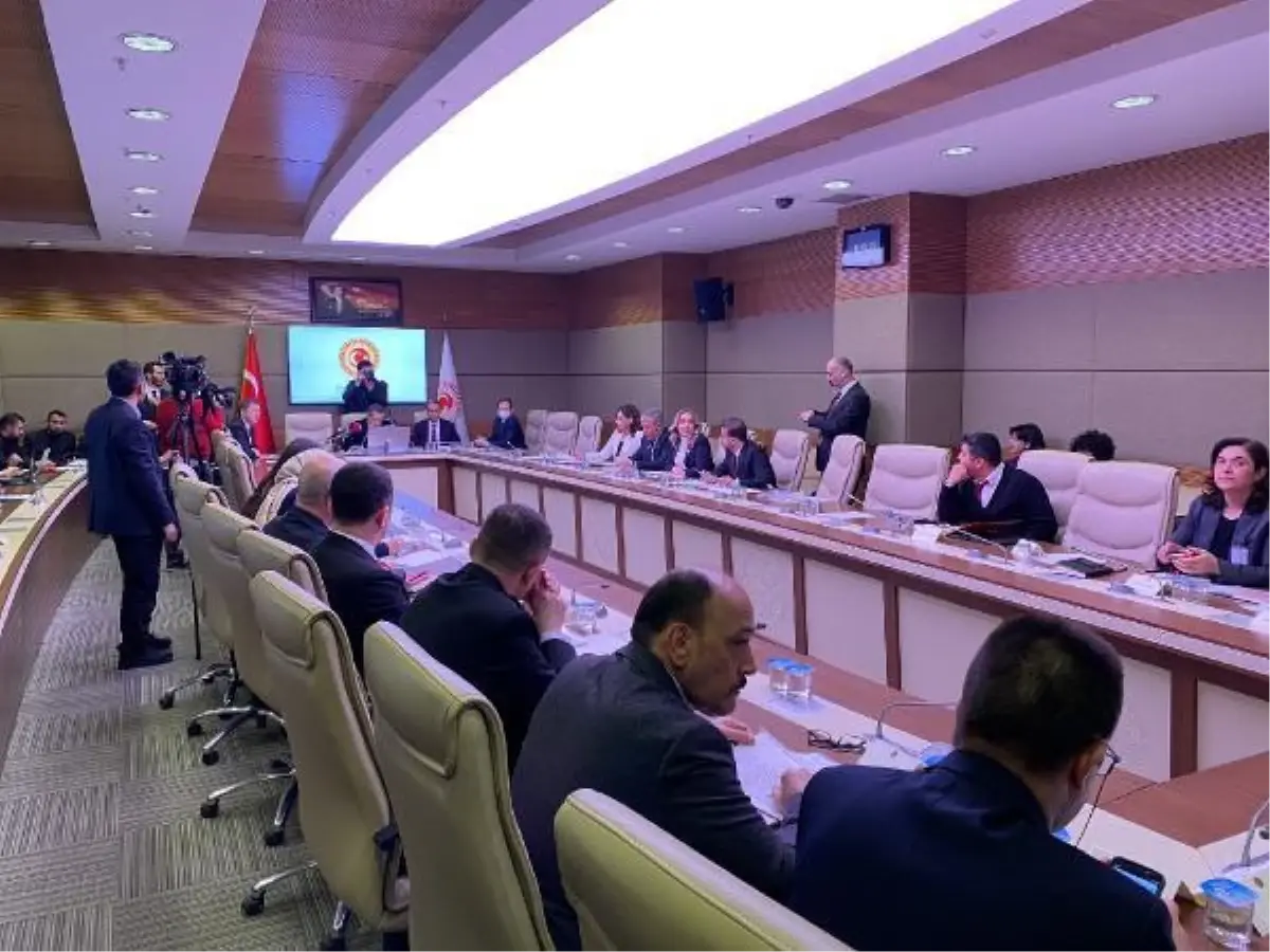 TBMM Çocuk İstismarını Araştırma Komisyonu\'nda depremden etkilenen çocuklar konuşuldu