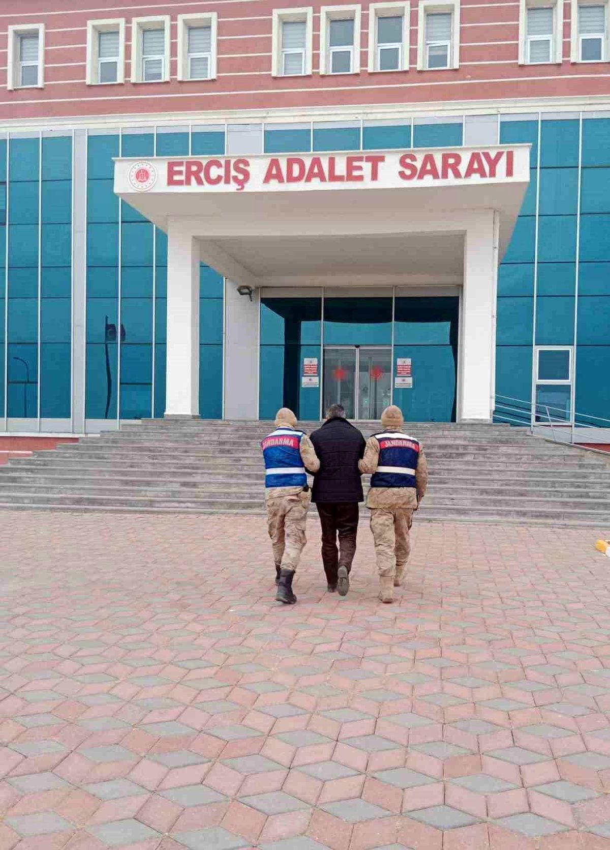 Van\'da 10 yıl 4 ay kesinleşmiş hapis cezası bulunan şahıs yakalandı
