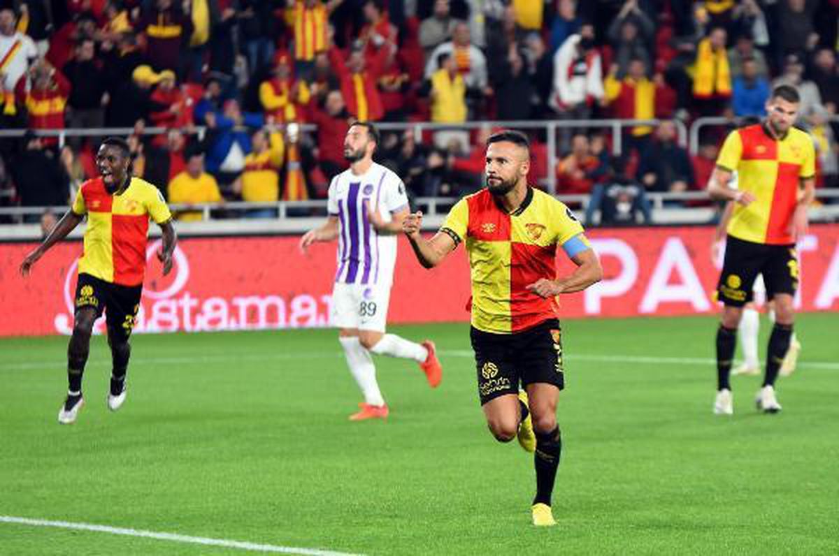 Göztepe Yasin\'i bekliyor