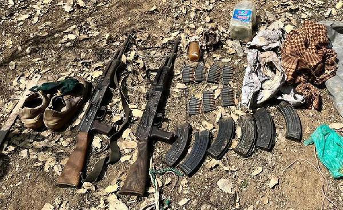 Hakkari kırsalında silah ve mühimmat ele geçirildi