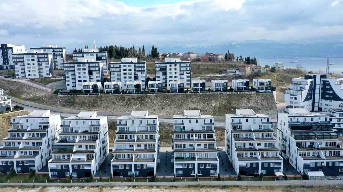 Vadi İzmit\'te 8 taşınmaz satışa çıkıyor