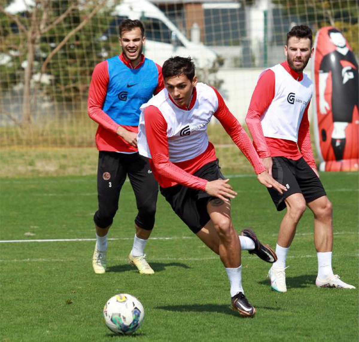 Antalyaspor, Kayserispor karşısında iç saha serisini 4\'e çıkarma hedefinde