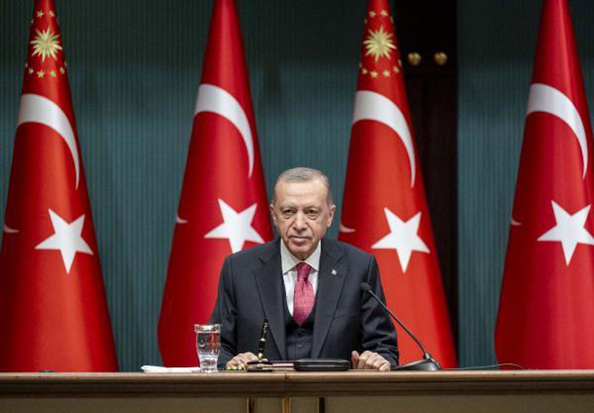 Cumhurbaşkanı Erdoğan, seçimlerin 14 Mayıs\'ta yenilenmesi kararını imzaladı