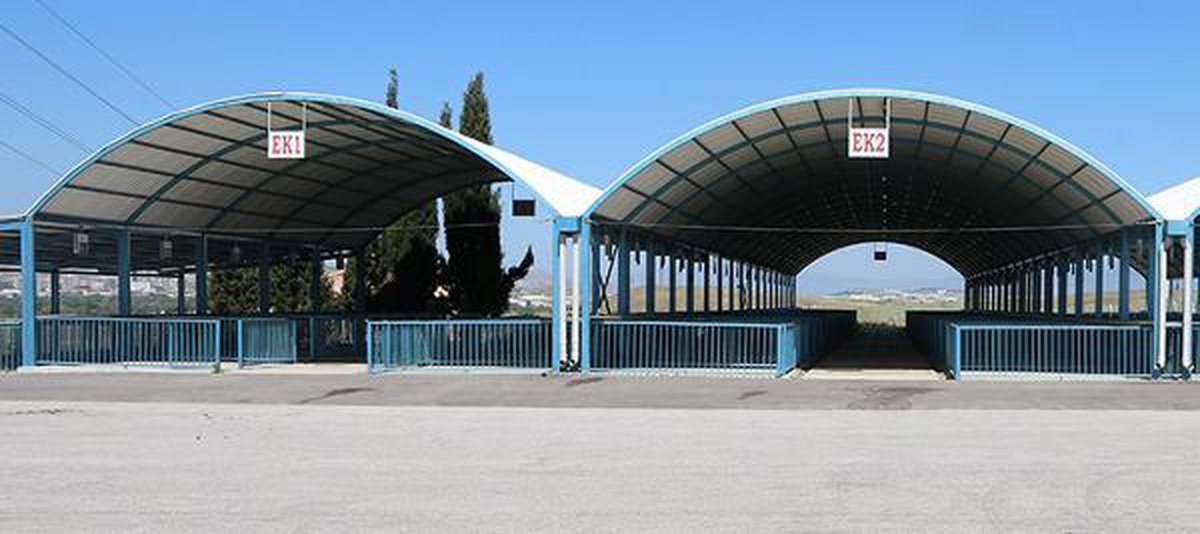 Denizli\'de hayvan pazarları şap hastalığı nedeniyle kapatıldı