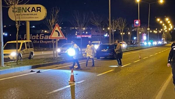 Diyarbakır'da, çadırkentten çıkan 2 kişiye otomobil çarptı: 1 ölü, 1 ağır yaralı