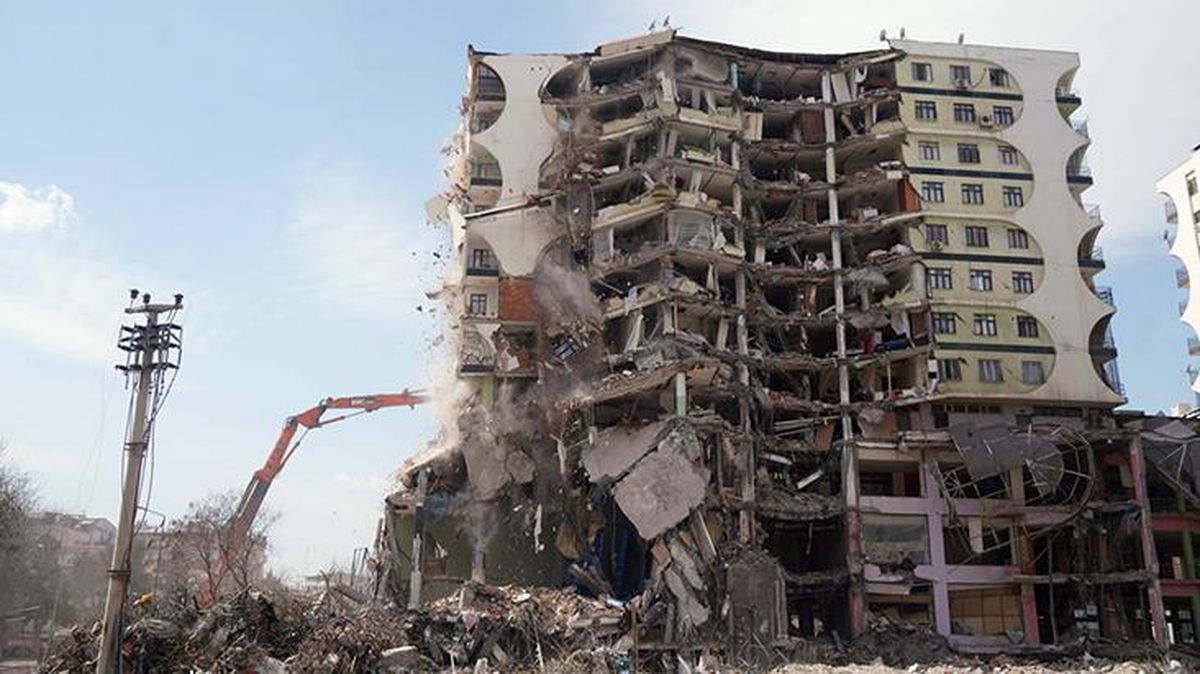 89 kişiye mezar olan Galeria Sitesi soruşturmasında tanık konuştu: Yüzme havuzunun olduğu yerde hiç kolon yoktu