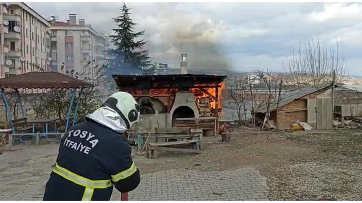 Keşkek fırınında korkutan yangın