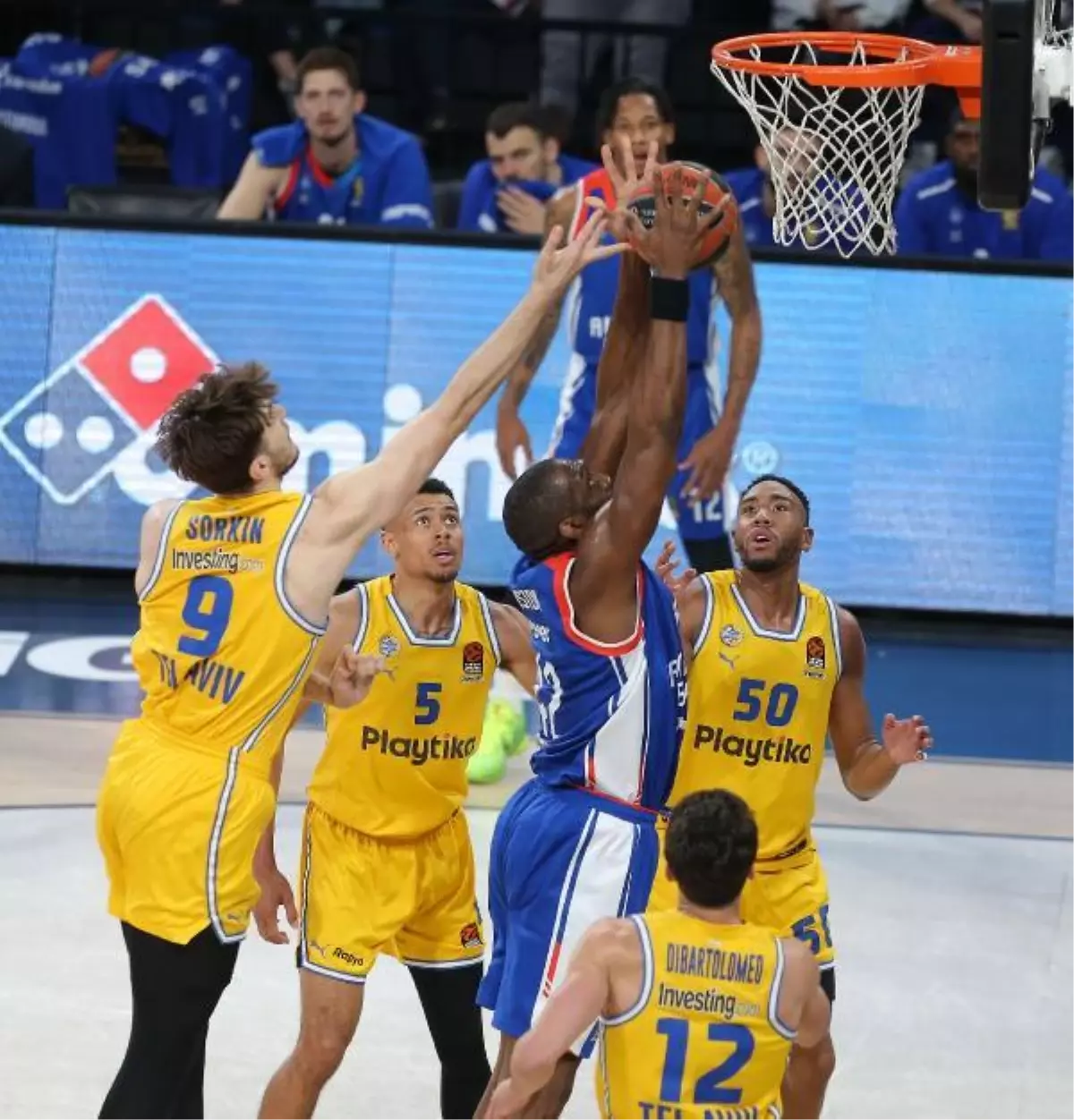 Macabi Tel Aviv: 64-86