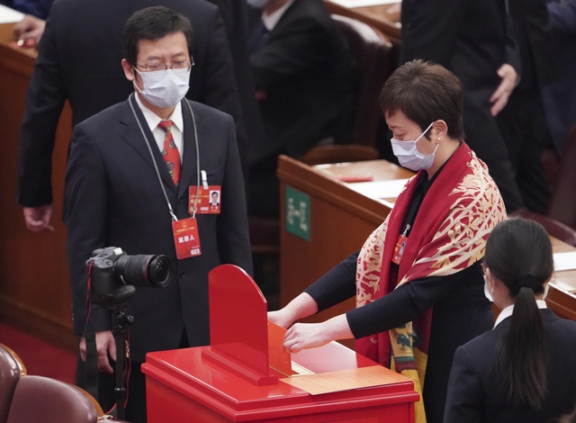 Xi Jinping, 14. Ulusal Halk Kongresi'nde Yeniden Cumhurbaşkanı Seçildi