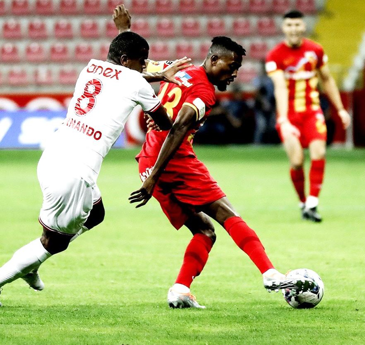 Antalyaspor ile Kayserispor 30. randevuda