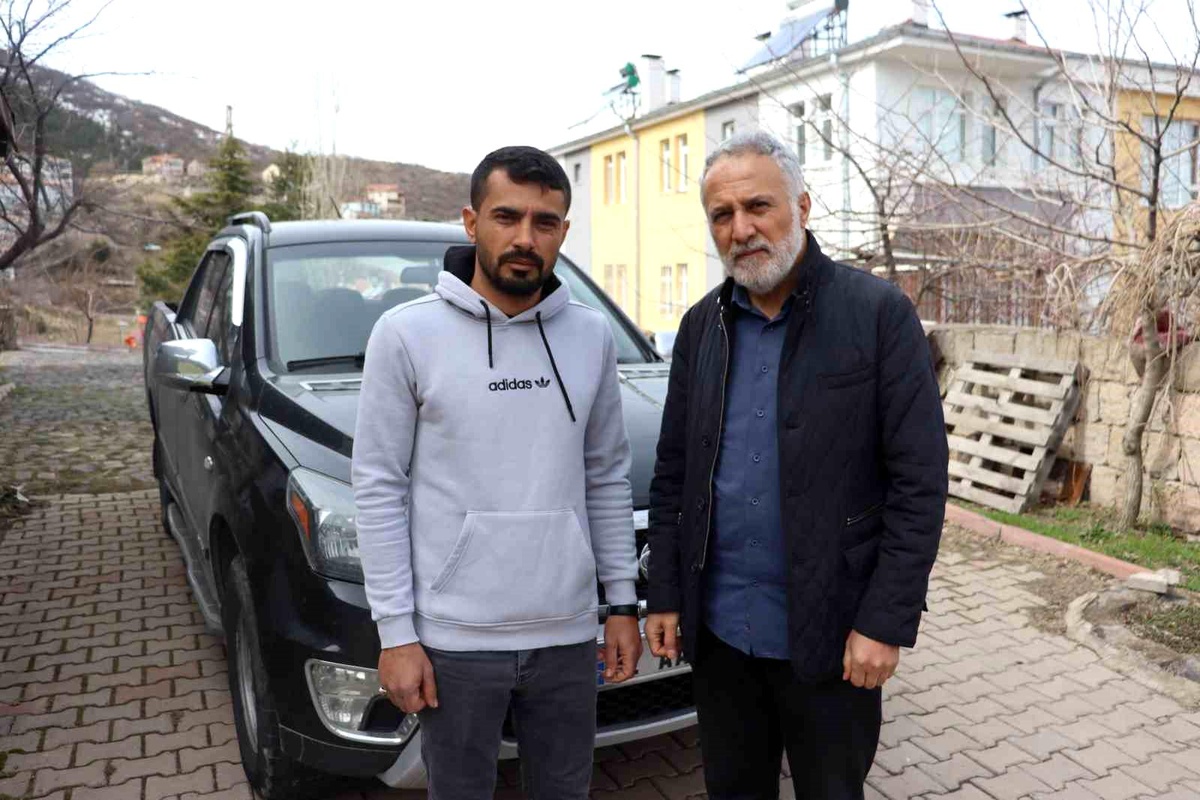 Aracını tamir etmek için depremzedenin 12 bin TL\'sini alan şahıs, ortadan kayboldu