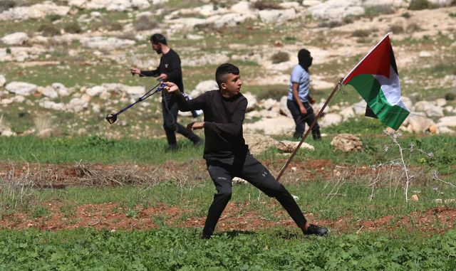 Batı Şeria'nın Beit Dajan Köyünde İsrail Askerleriyle Filistinli Göstericiler Arasında Çatışma Yaşandı