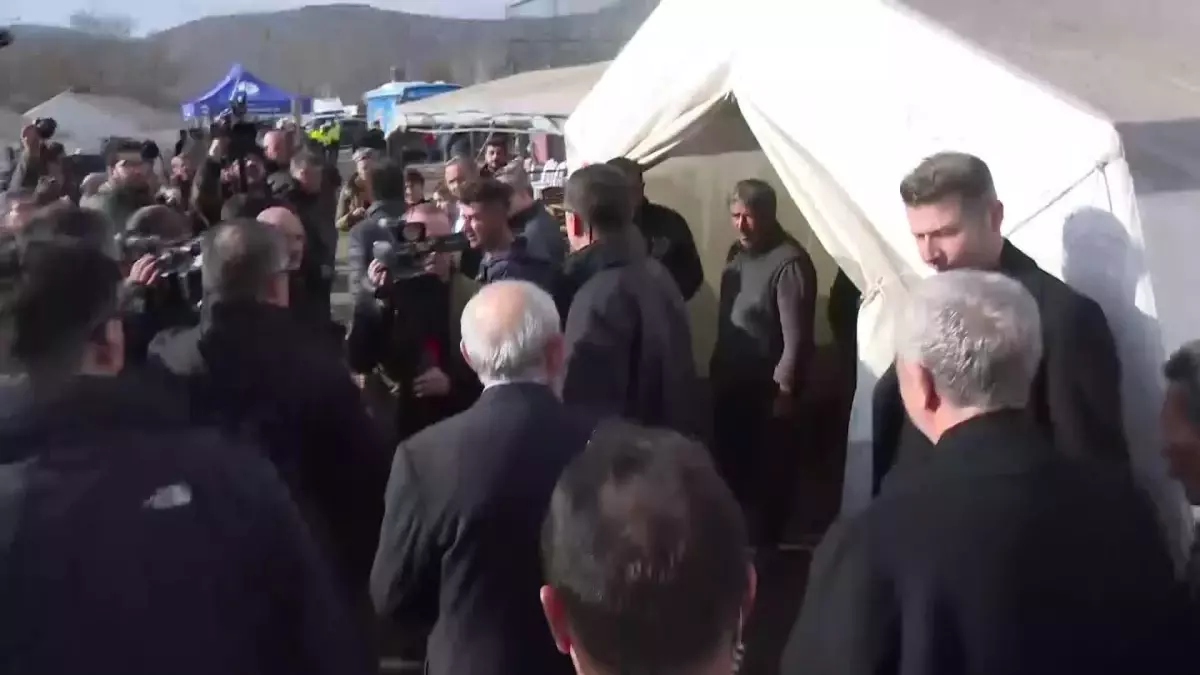 Cumhurbaşkanı Adayı Kılıçdaroğlu, Nurhak\'ta.