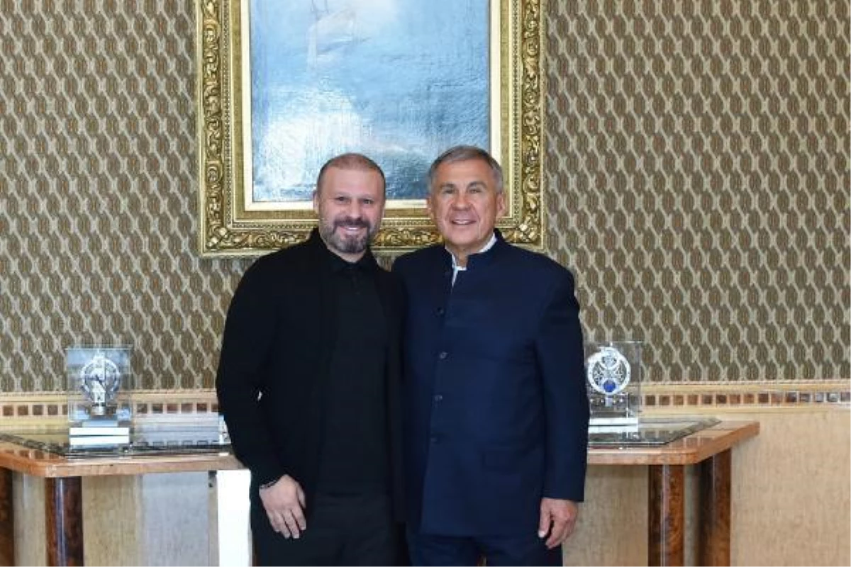 Gökdeniz Karadeniz, Tataristan Lideri Minnikhanov ile görüştü