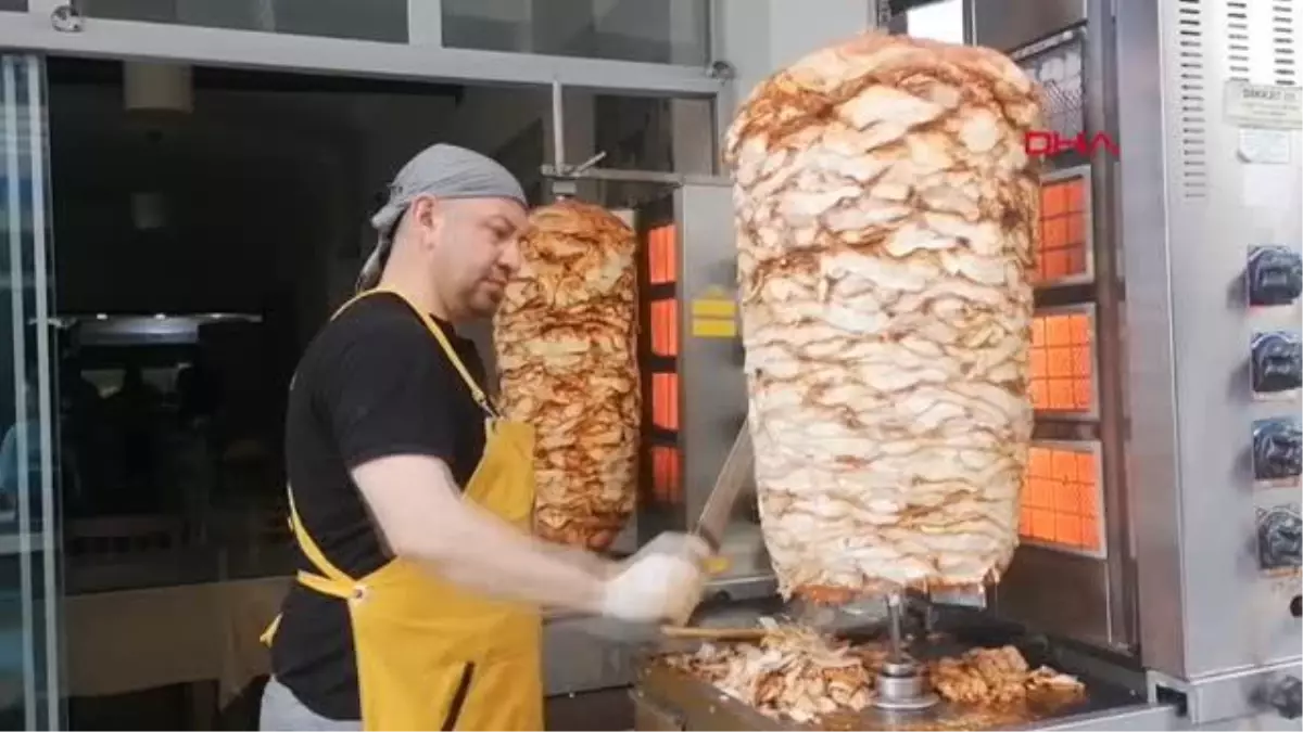 HATAYLI İŞLETMECİSİ MERSİN\'E GELEN DEPREMZEDELERİ UNUTMADI