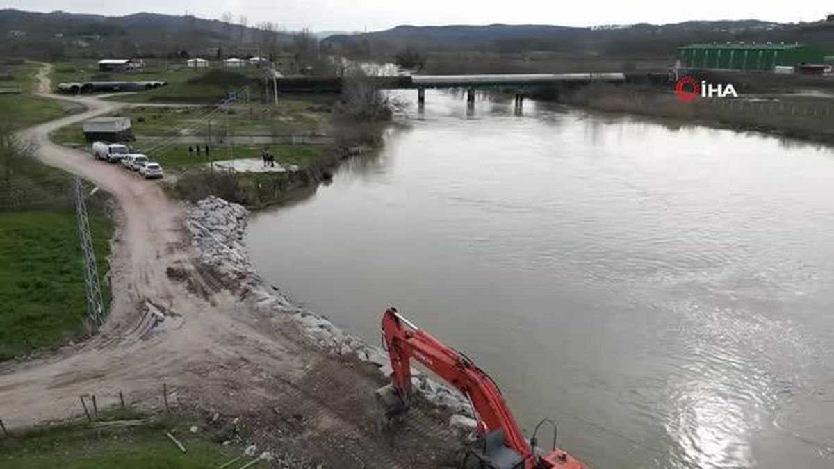 Sakarya'da yaklaşık 5 yıldır devam eden kıyı erozyonu sona eriyor