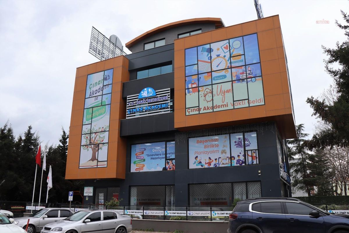 İzmit Belediyesi Çınar Akademi\'de Kurum Kabul Sınavı Tamamlandı