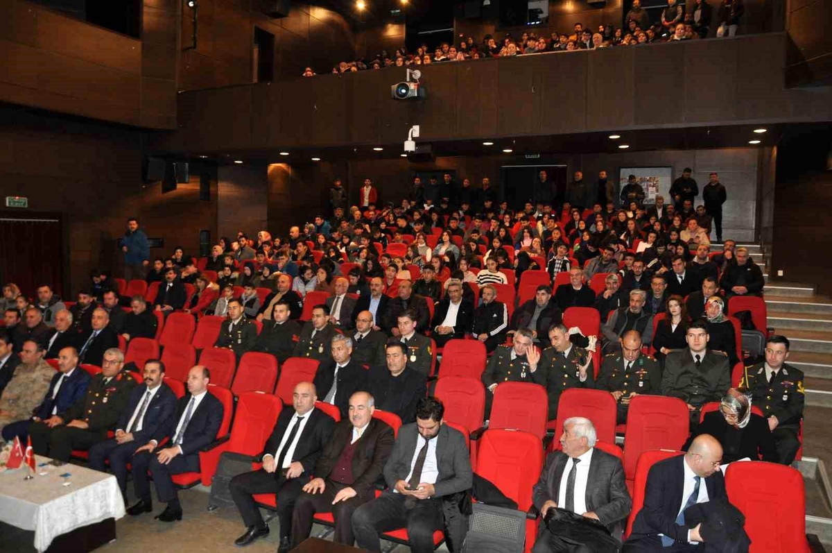 Kars\'ta İstiklal Marşı\'nın Kabulü ve Mehmet Akif Ersoy\'u anma günü